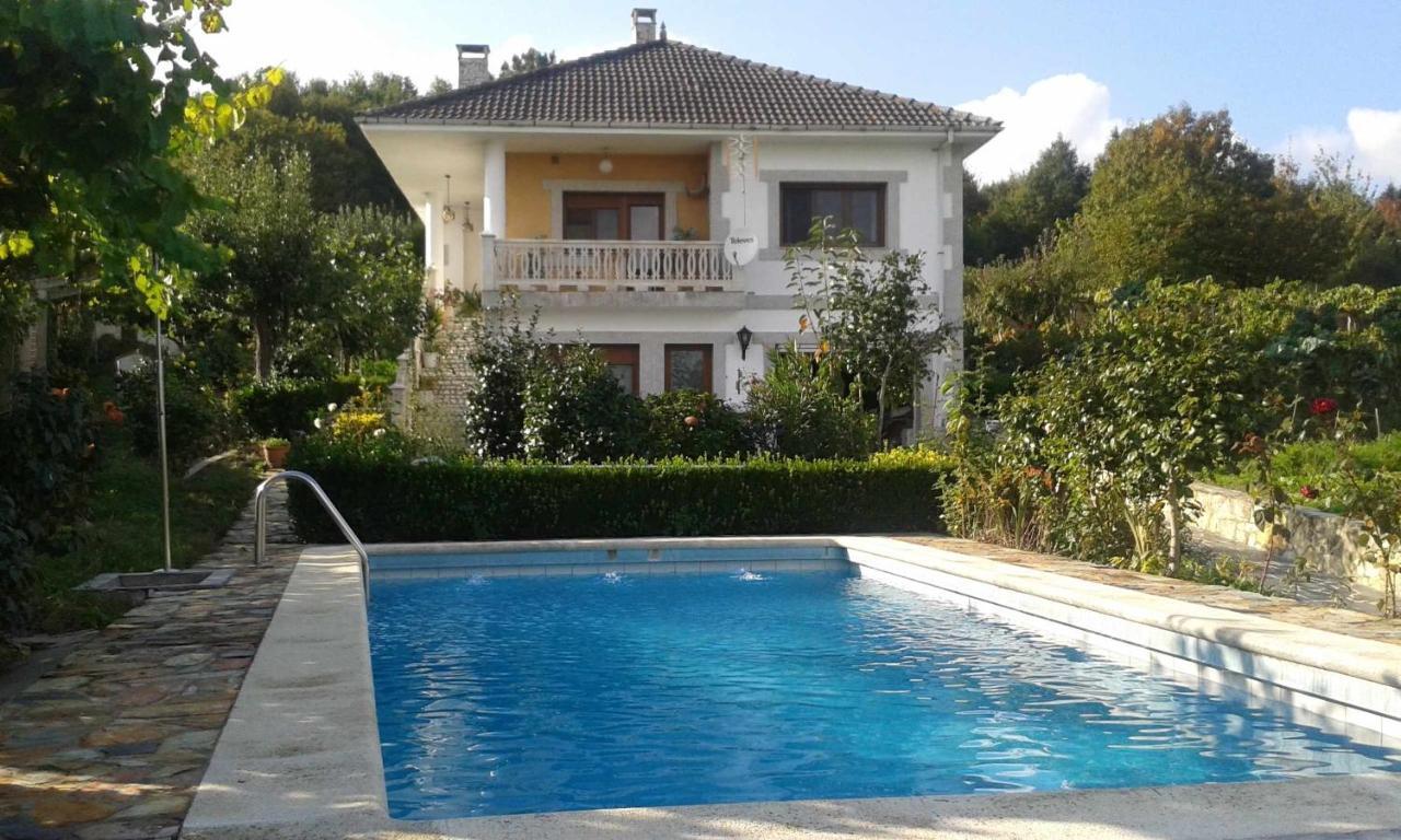 Villa Con Piscina En Panton Ribeira Sacra Galicia Ideal Para Familias Exterior foto