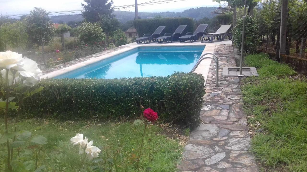 Villa Con Piscina En Panton Ribeira Sacra Galicia Ideal Para Familias Exterior foto
