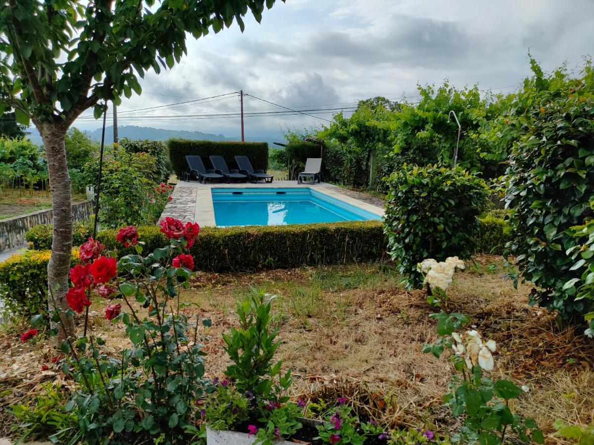 Villa Con Piscina En Panton Ribeira Sacra Galicia Ideal Para Familias Exterior foto